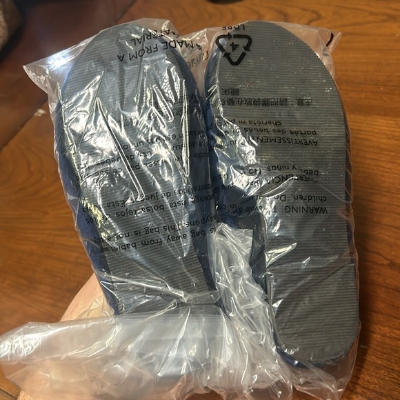 J Crew Kids' embroidered tiger velvet slip-on shoes CB771 - Picture 5 of 5